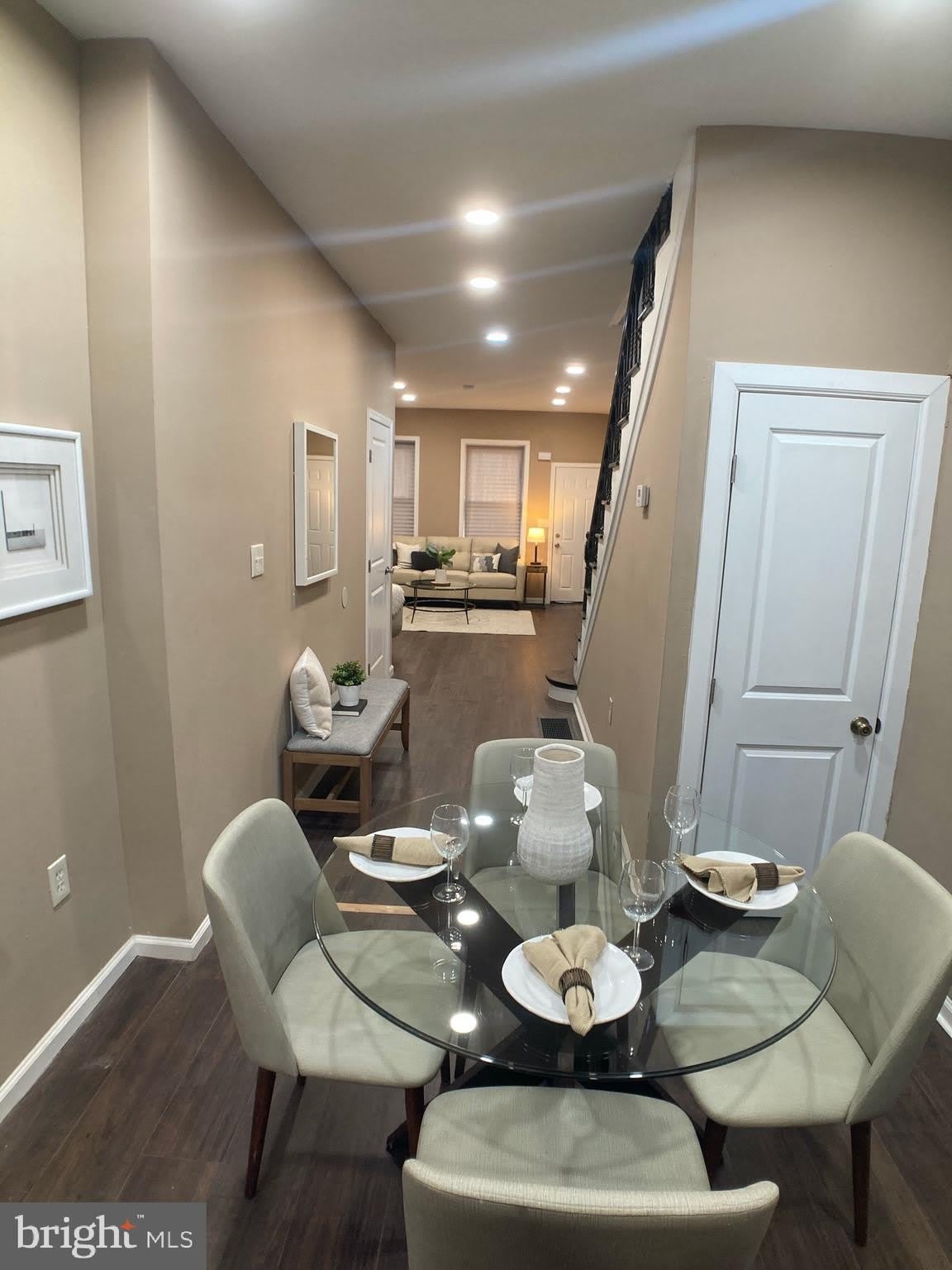2060 E ORLEANS Street – photo 4