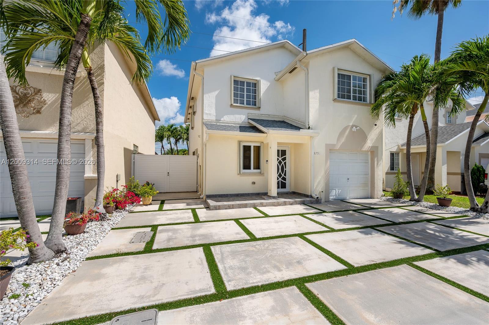 13753 Southwest 160th Street – photo 1