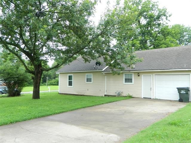 1302 Exchange Street – photo 2