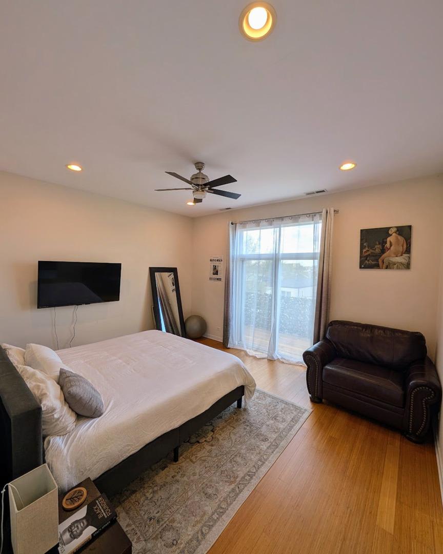 2642 West Chicago Ave. – photo 5