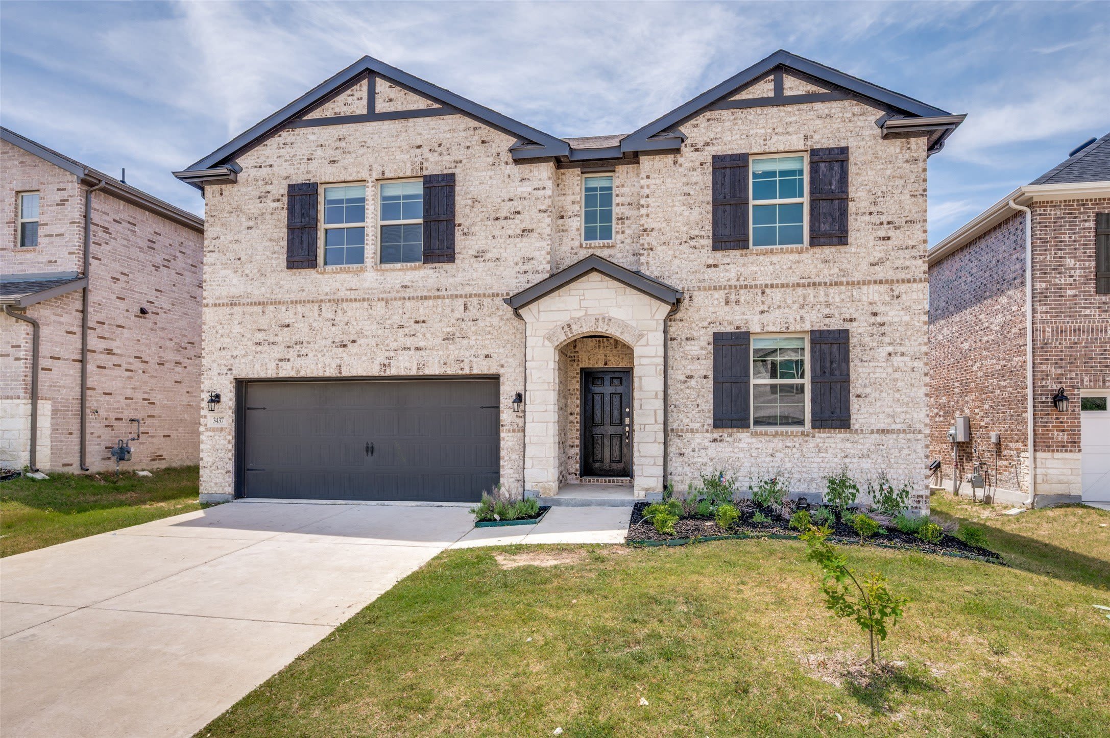 3437 Loftwood Lane – photo 2