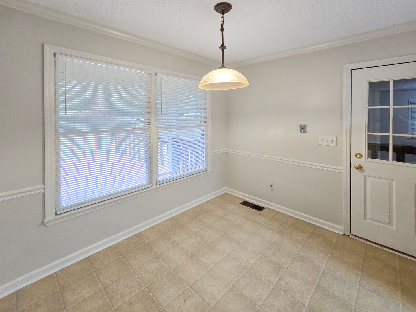 3BR/ 2BA – photo 5