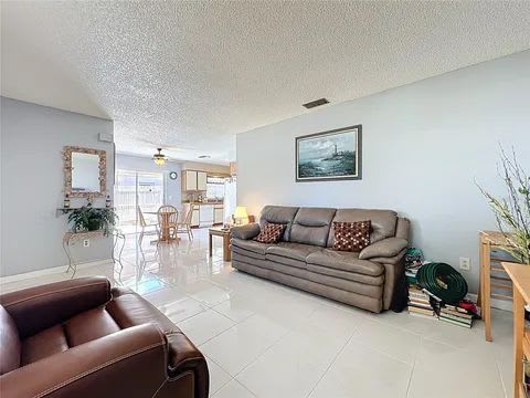 3310 Royal Street – photo 2