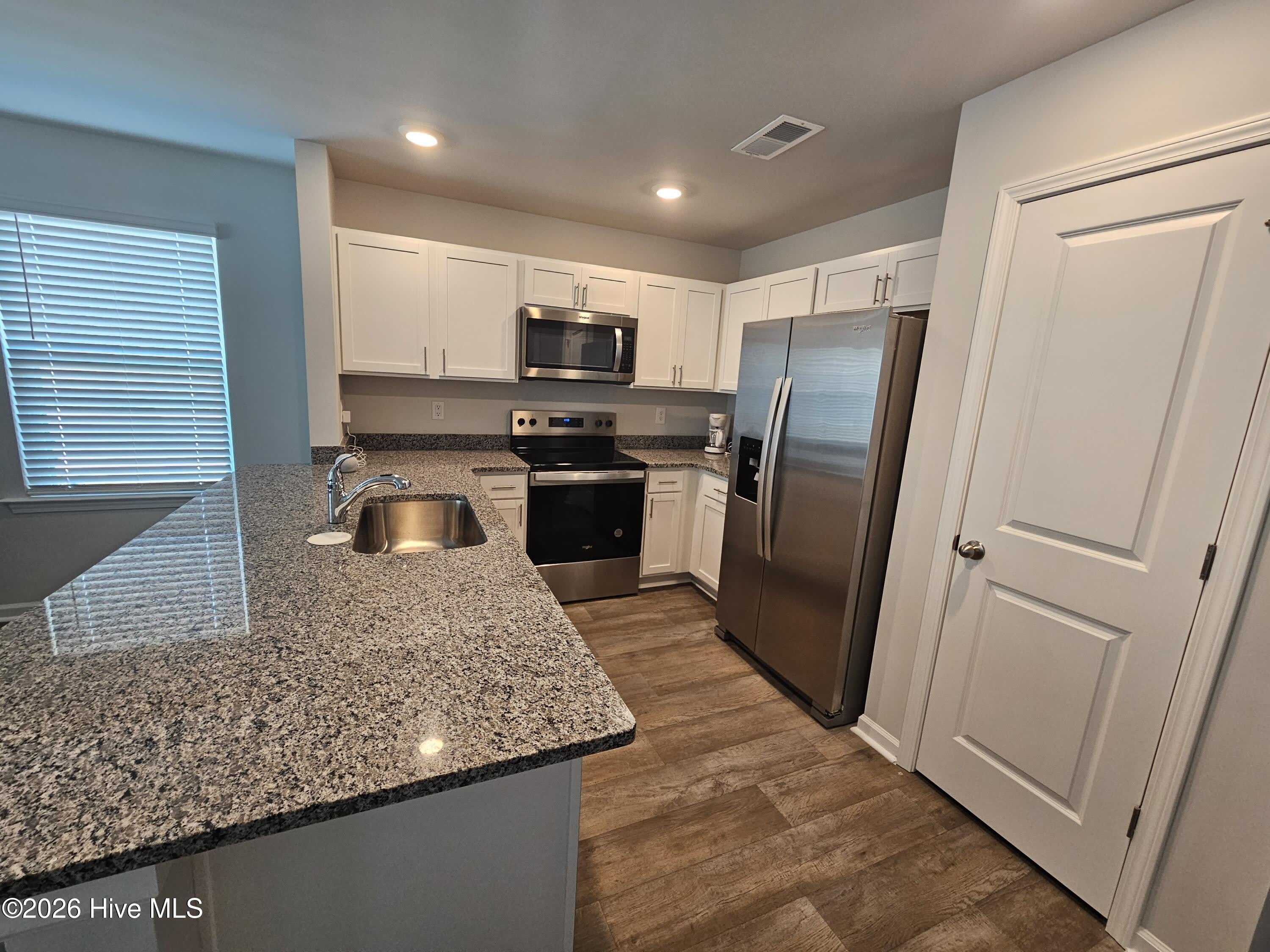 4215 High Glen Drive – photo 3