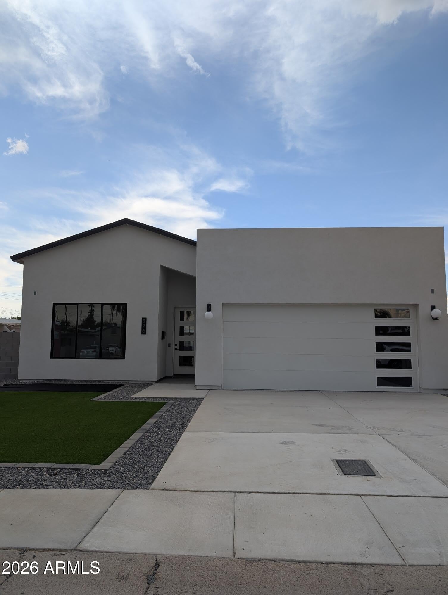 826 W 12Th Street – photo 3
