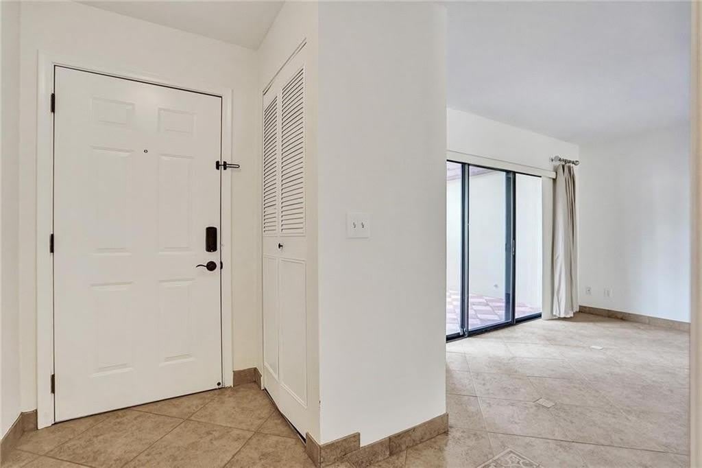 4924 SHERIDAN Street – photo 5