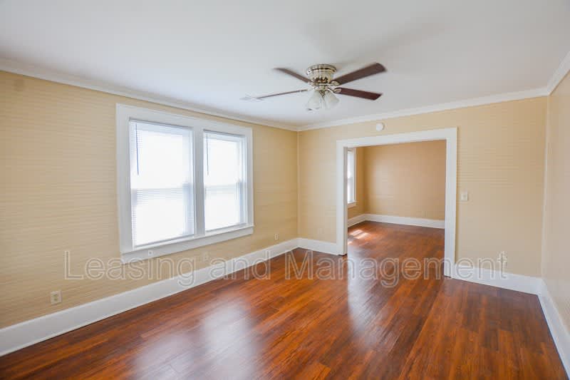 2041 Groveland Avenue – photo 3