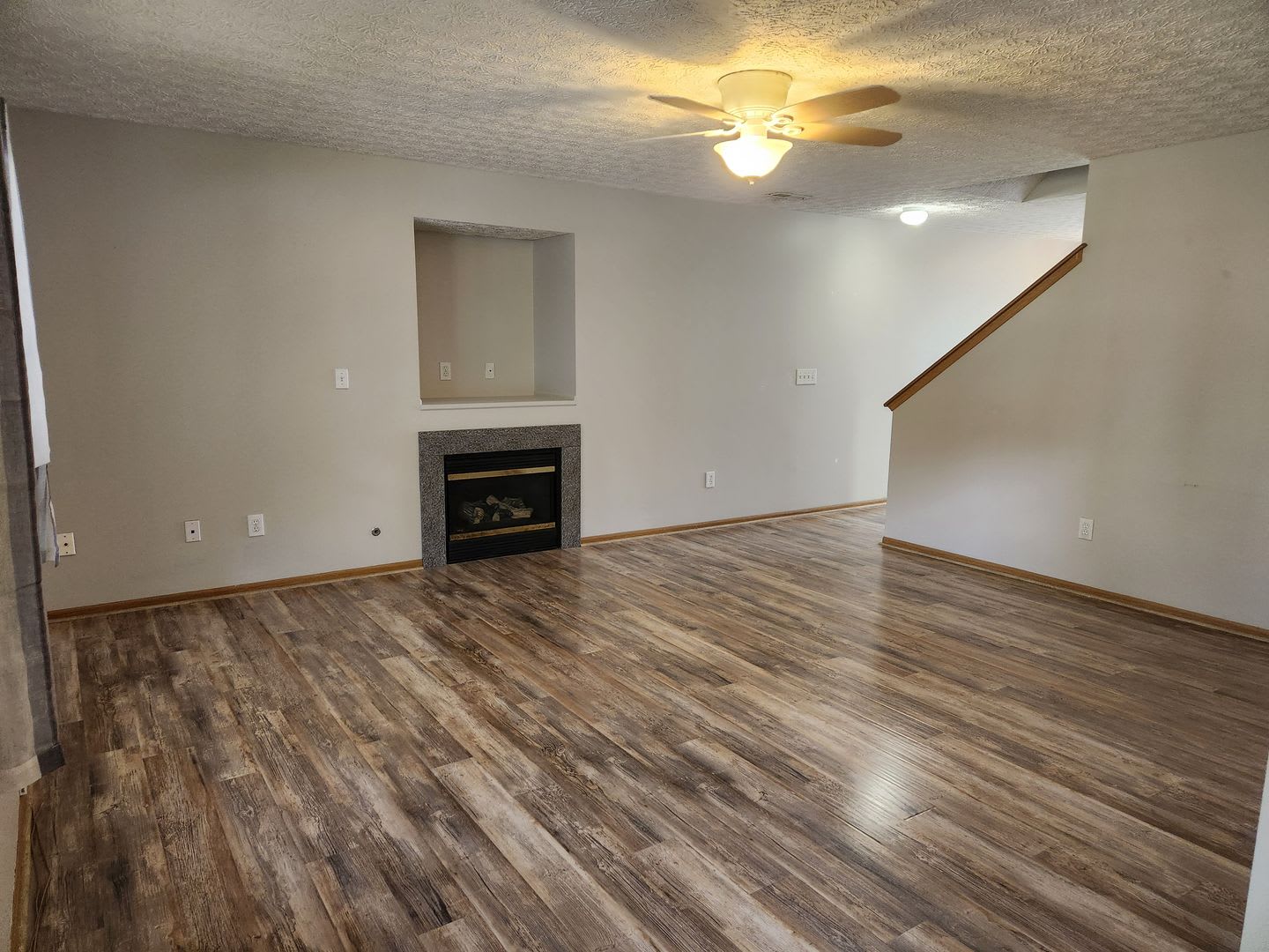 Coming Soon! 3 BR/2BA – photo 4