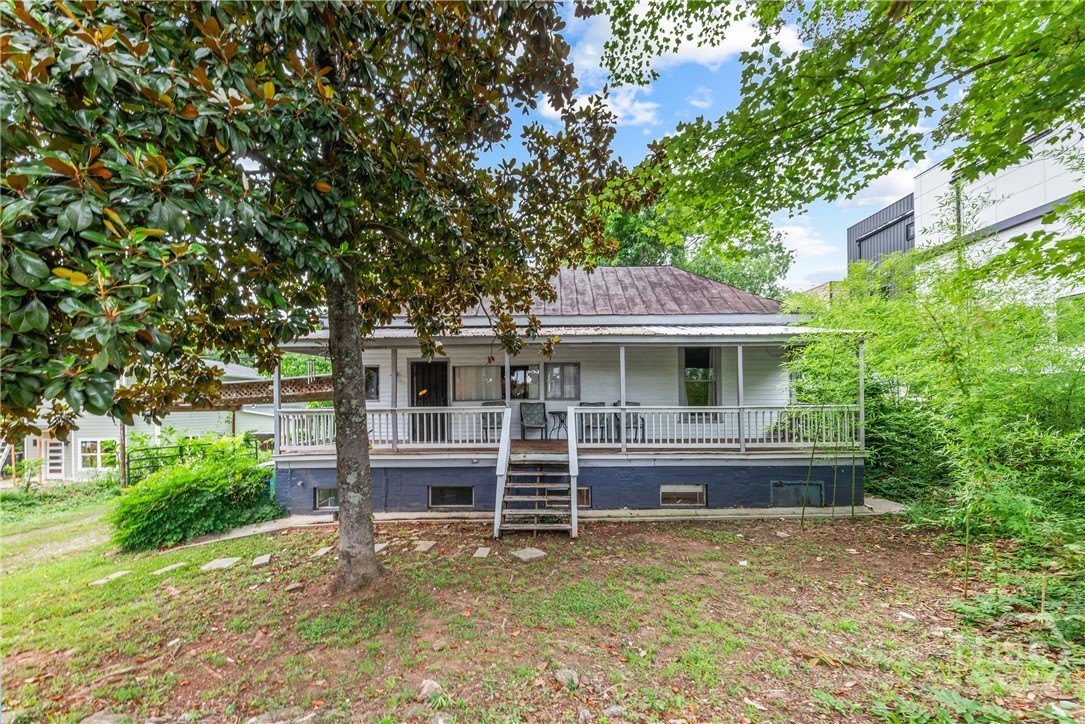 1455 E Broad Street – photo 1