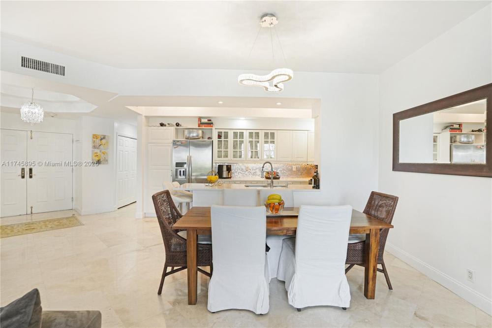 3700 Island Blvd – photo 4