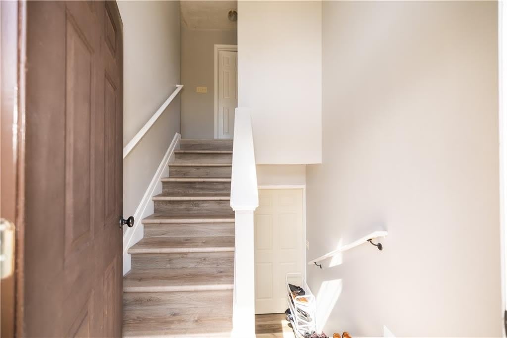 599 Rivulett Court – photo 2