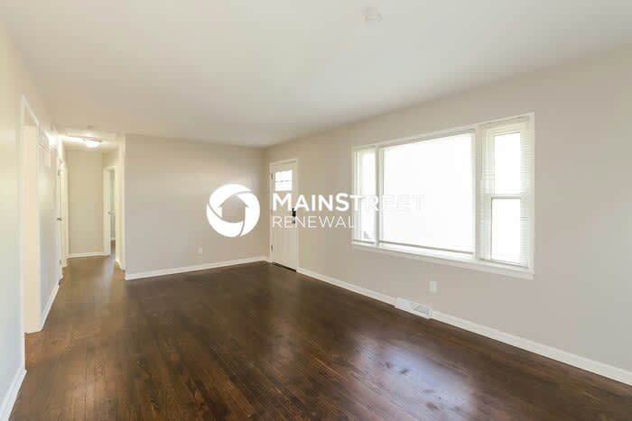 4135 North Spruce Avenue – photo 2