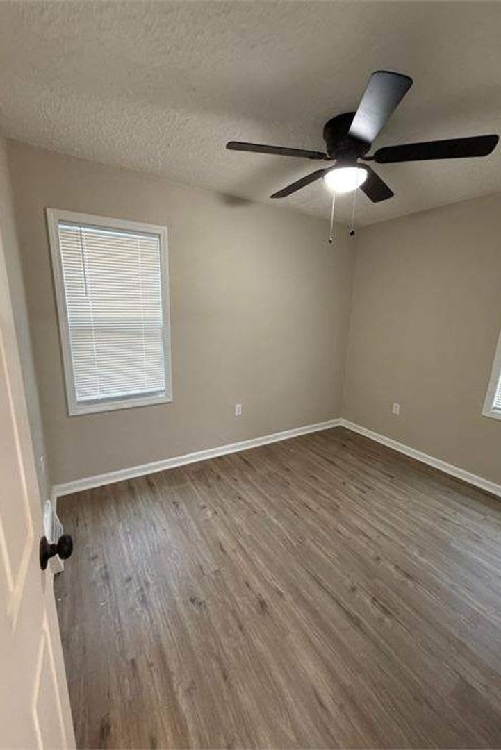 Coming Soon – Beautifully Updated Home *Coming Soon (Move-in ready by 8/14 or Sooner)*! – photo 5