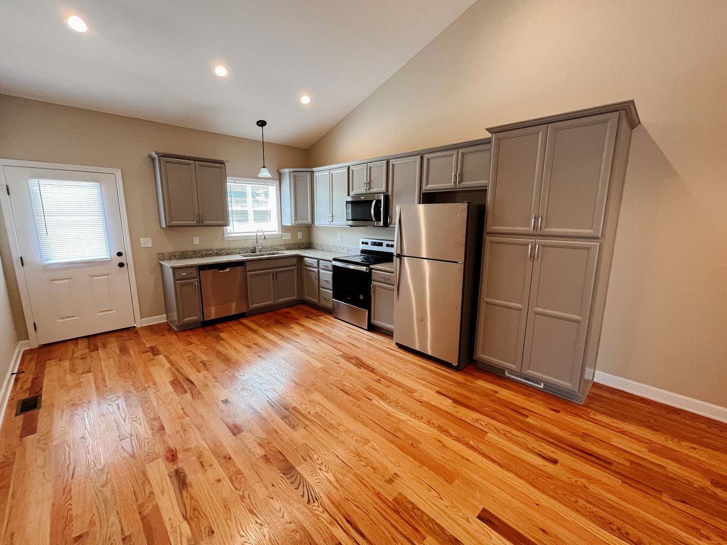 3 Bed, 2 Bath New Construction Townhome with Granite & Hardwoods – photo 4