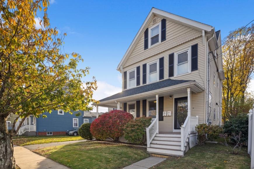 14 Everett – photo 1