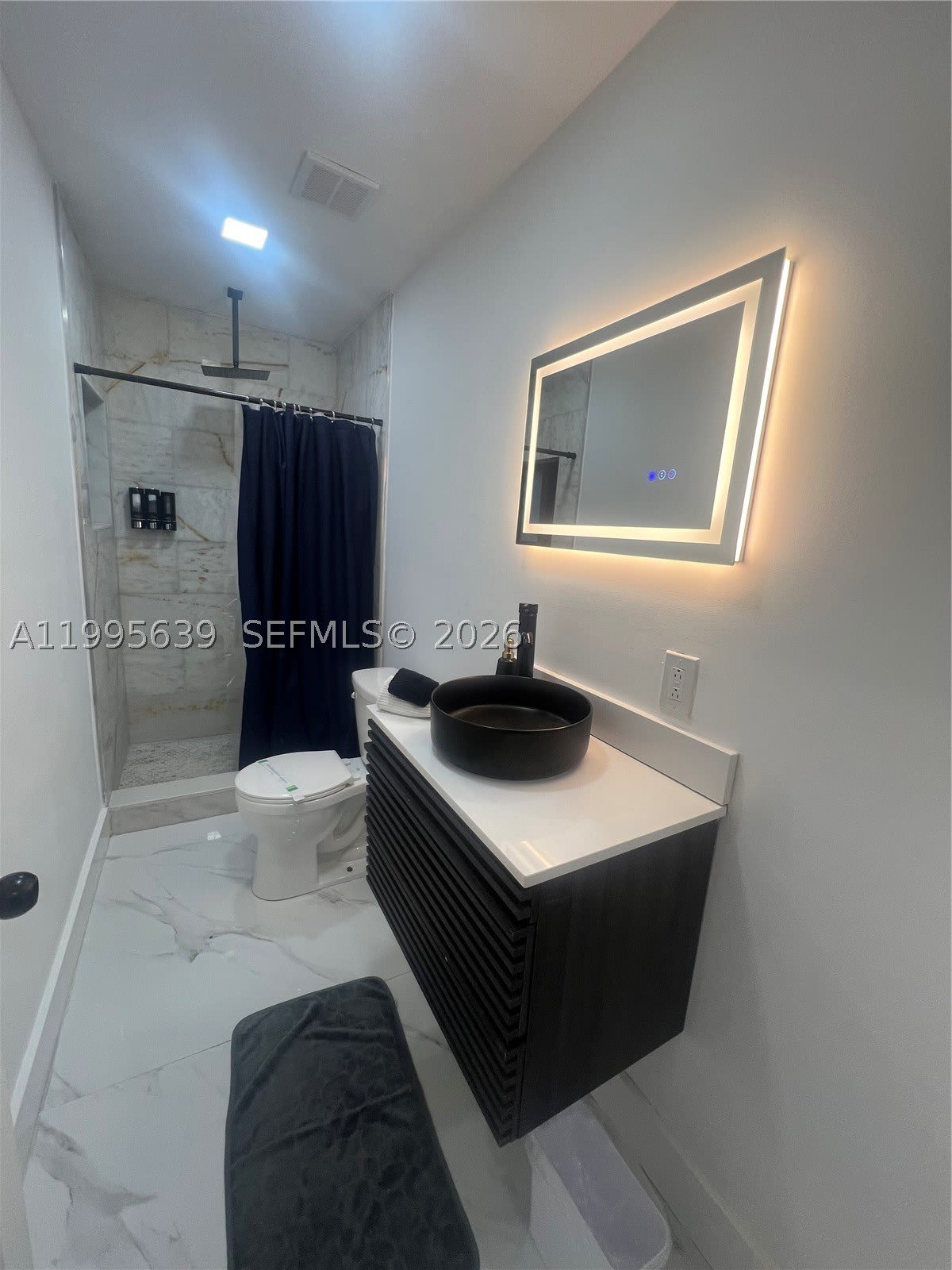 2723 SW 13th St – photo 4