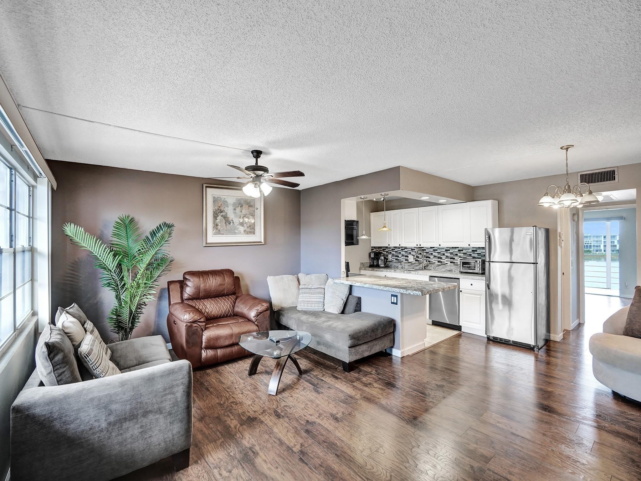 3014 Cornwall A – photo 2