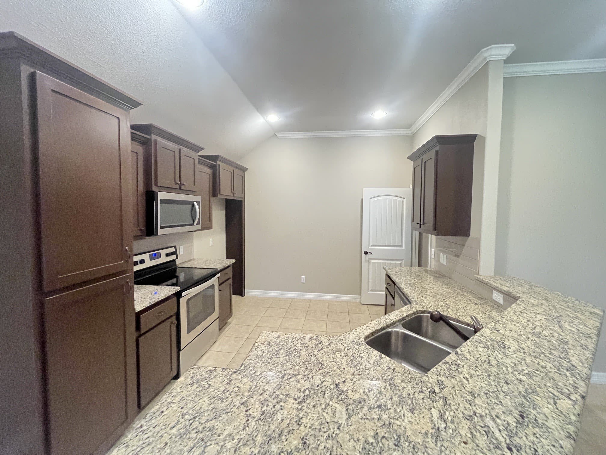 116 Frank Street – photo 2