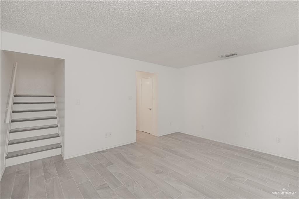2201 S Jackson Road – photo 2