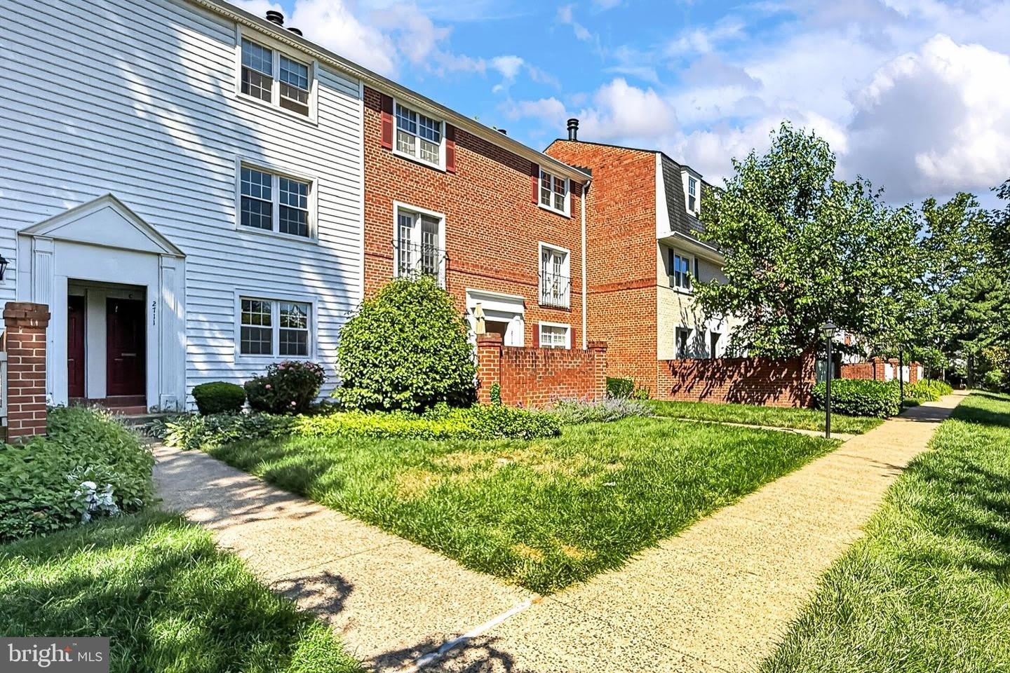2711 S WALTER REED DR S #A – photo 4