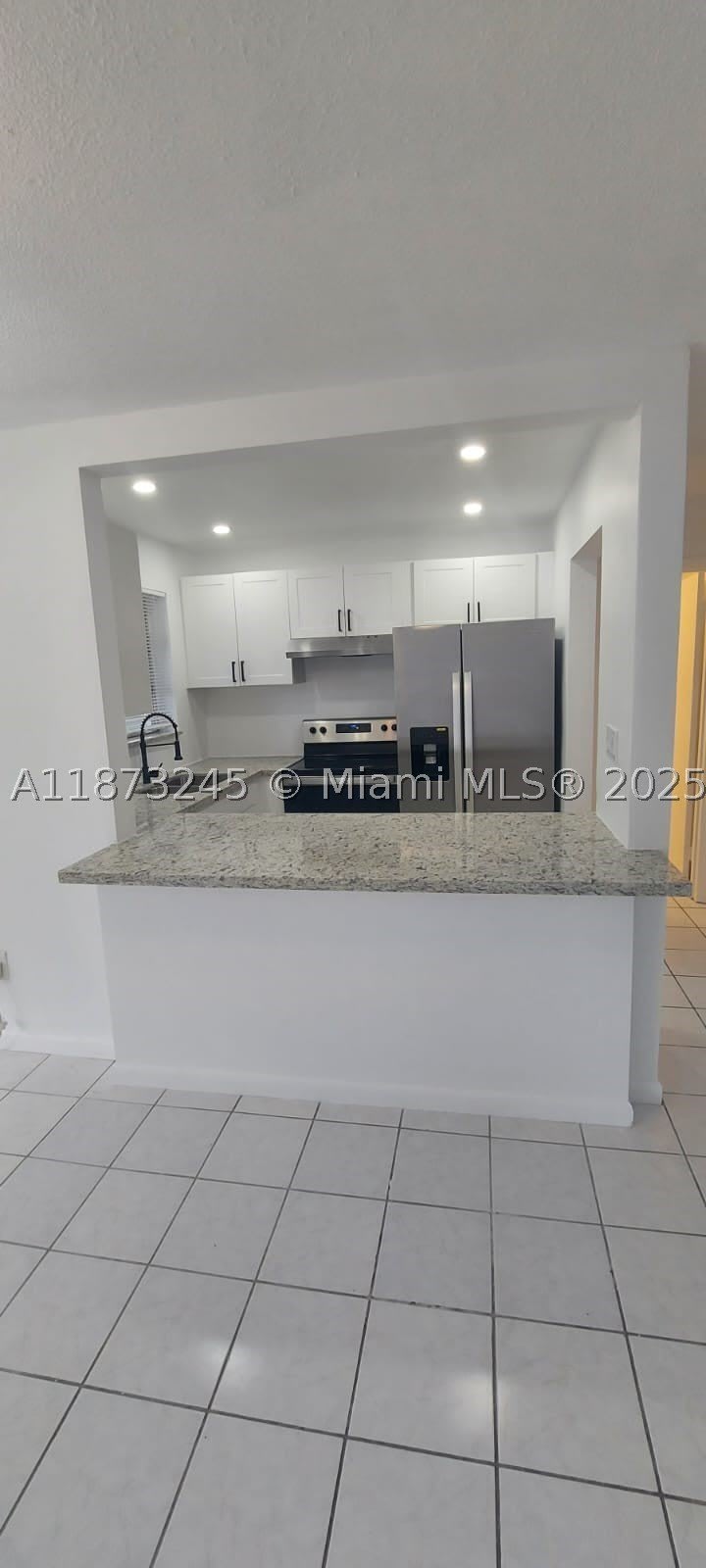 3033 NW 43rd Ave – photo 2