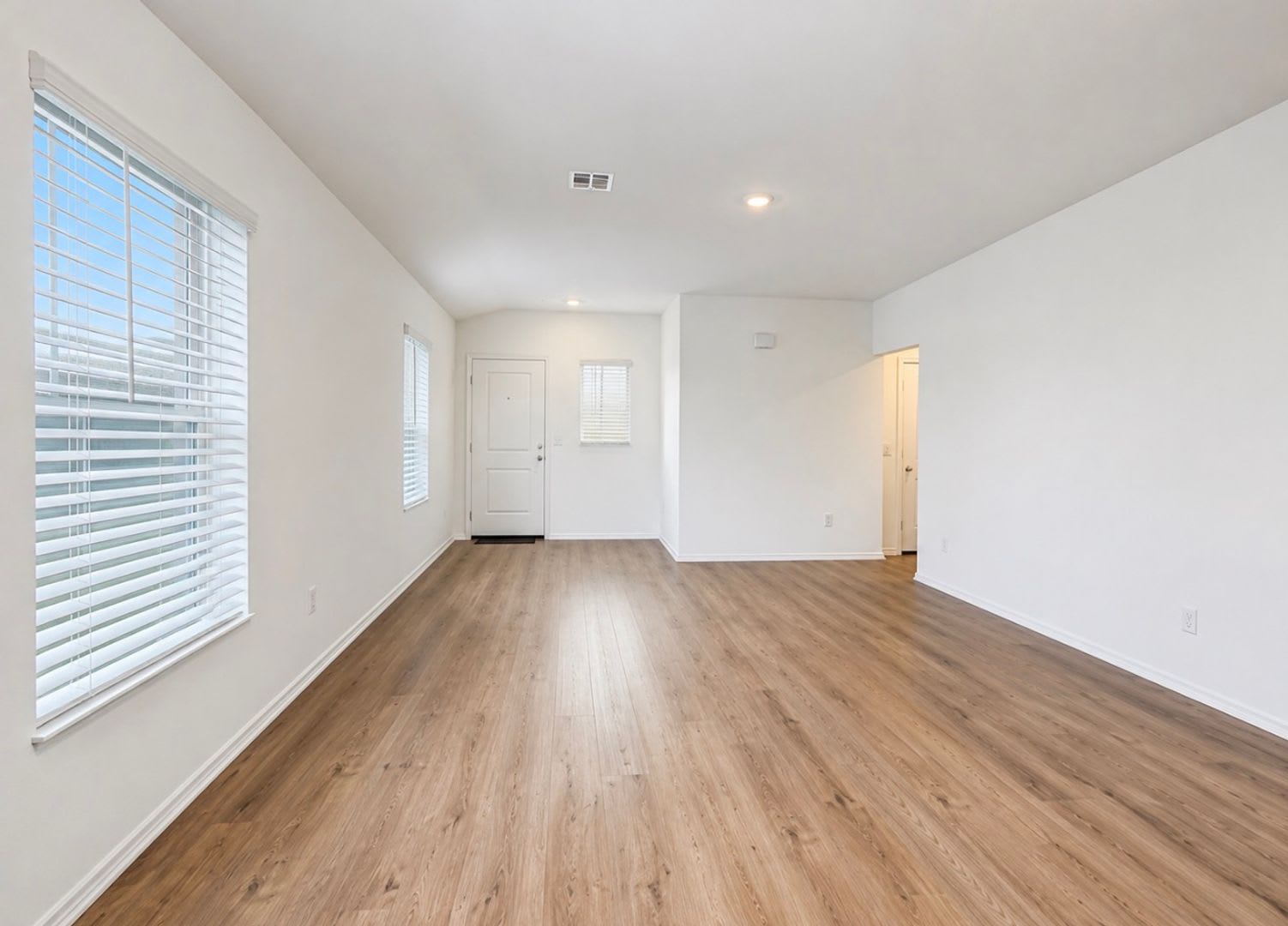 Luxury NEW 3 Bedroom 2 Bathroom Home in Piedmont Schools (Neighborhood Park and Basketball Court) – photo 4