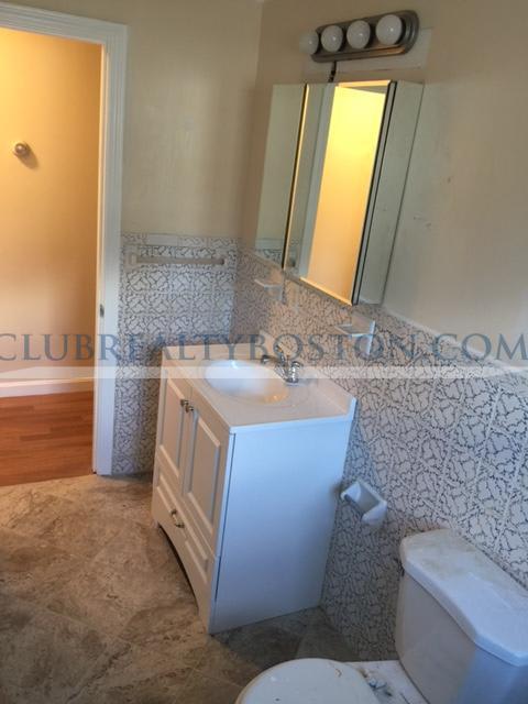 13 Rumford Ave. – photo 2