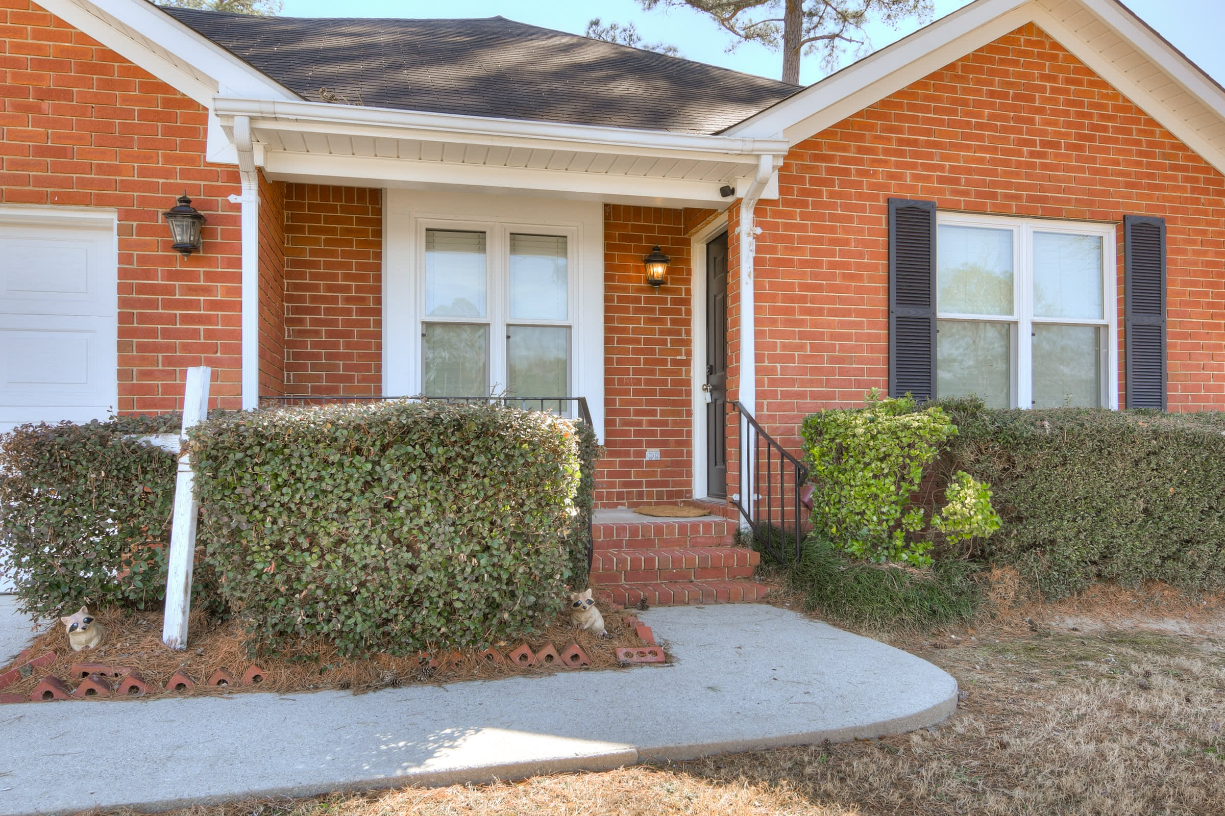 662 Tara Lane – photo 2