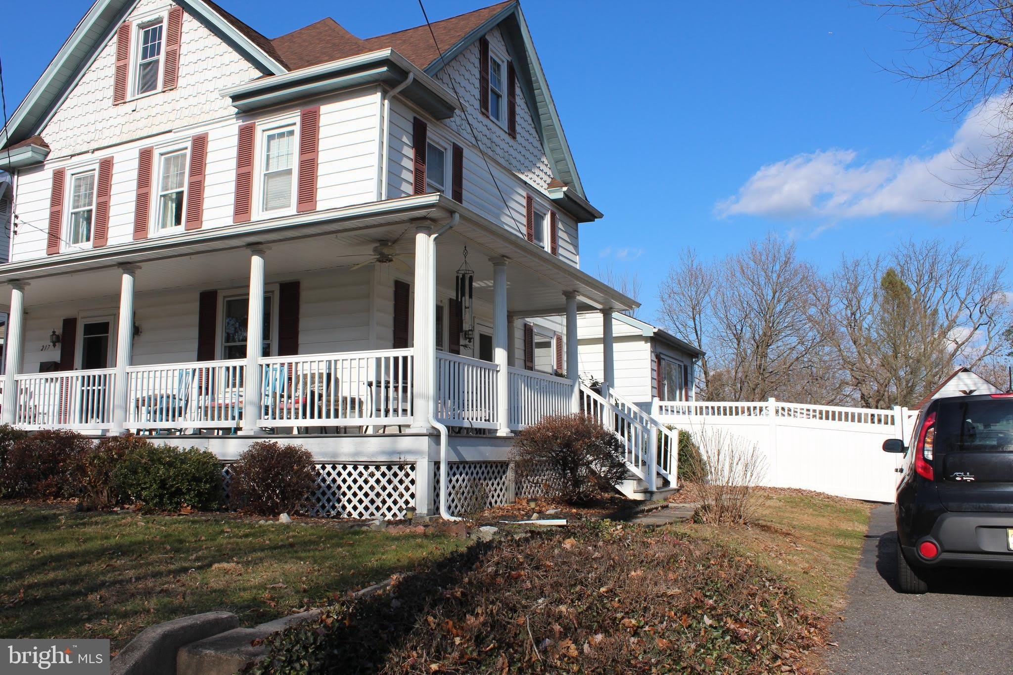 217 VILLANOVA Road – photo 2