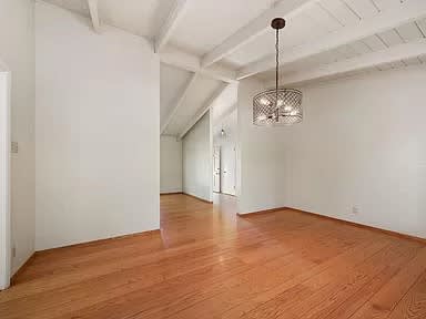 642 2nd St. E – photo 3