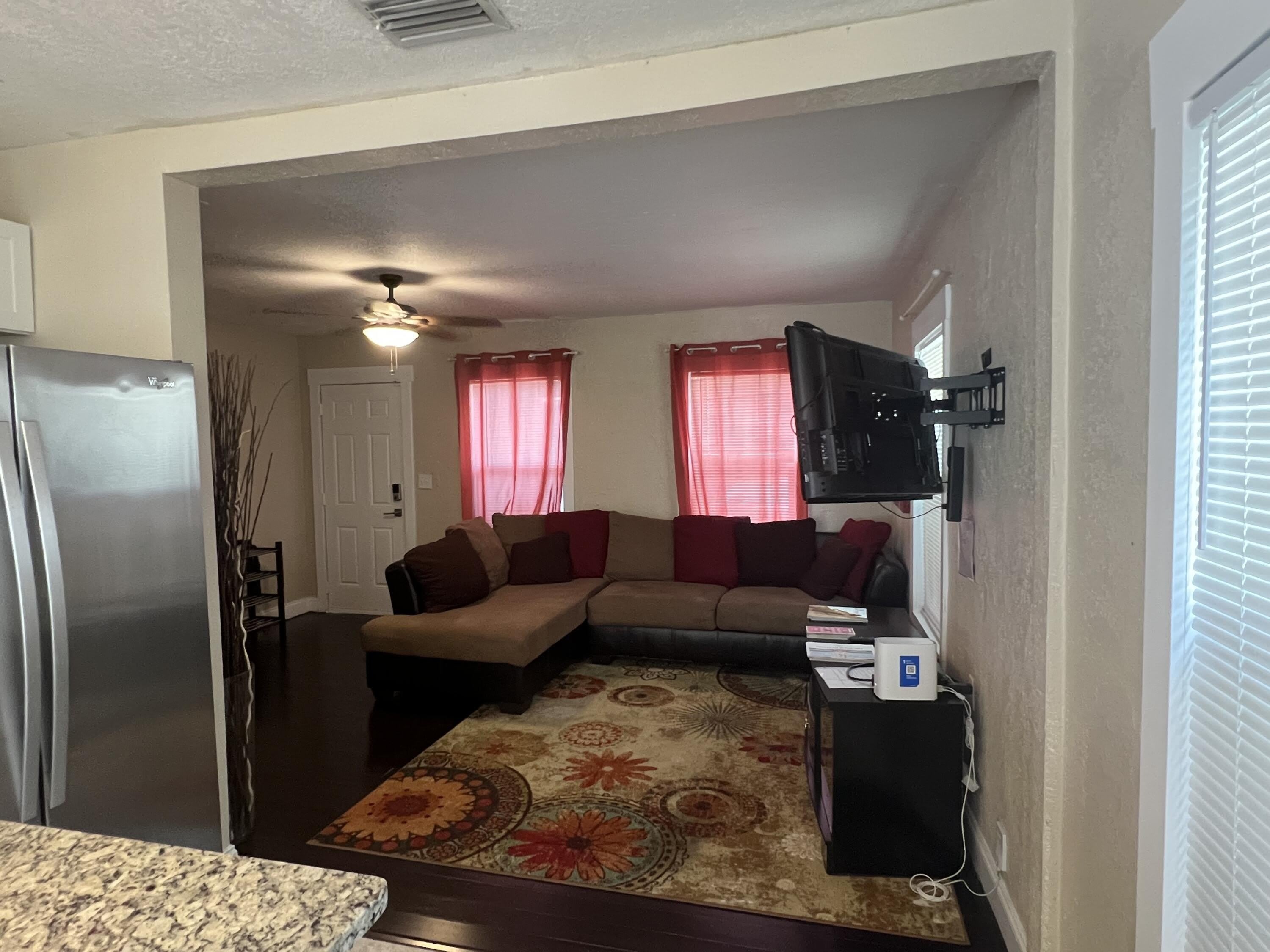 733 Green Street – photo 4