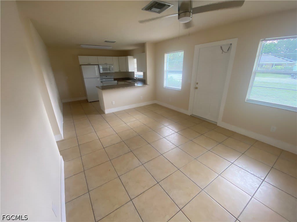 2217-2219 Violet Drive – photo 2
