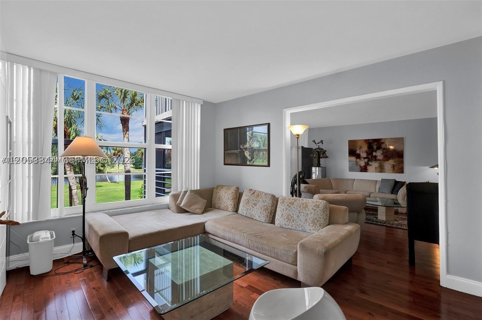 3970 Oaks Clubhouse Dr – photo 3