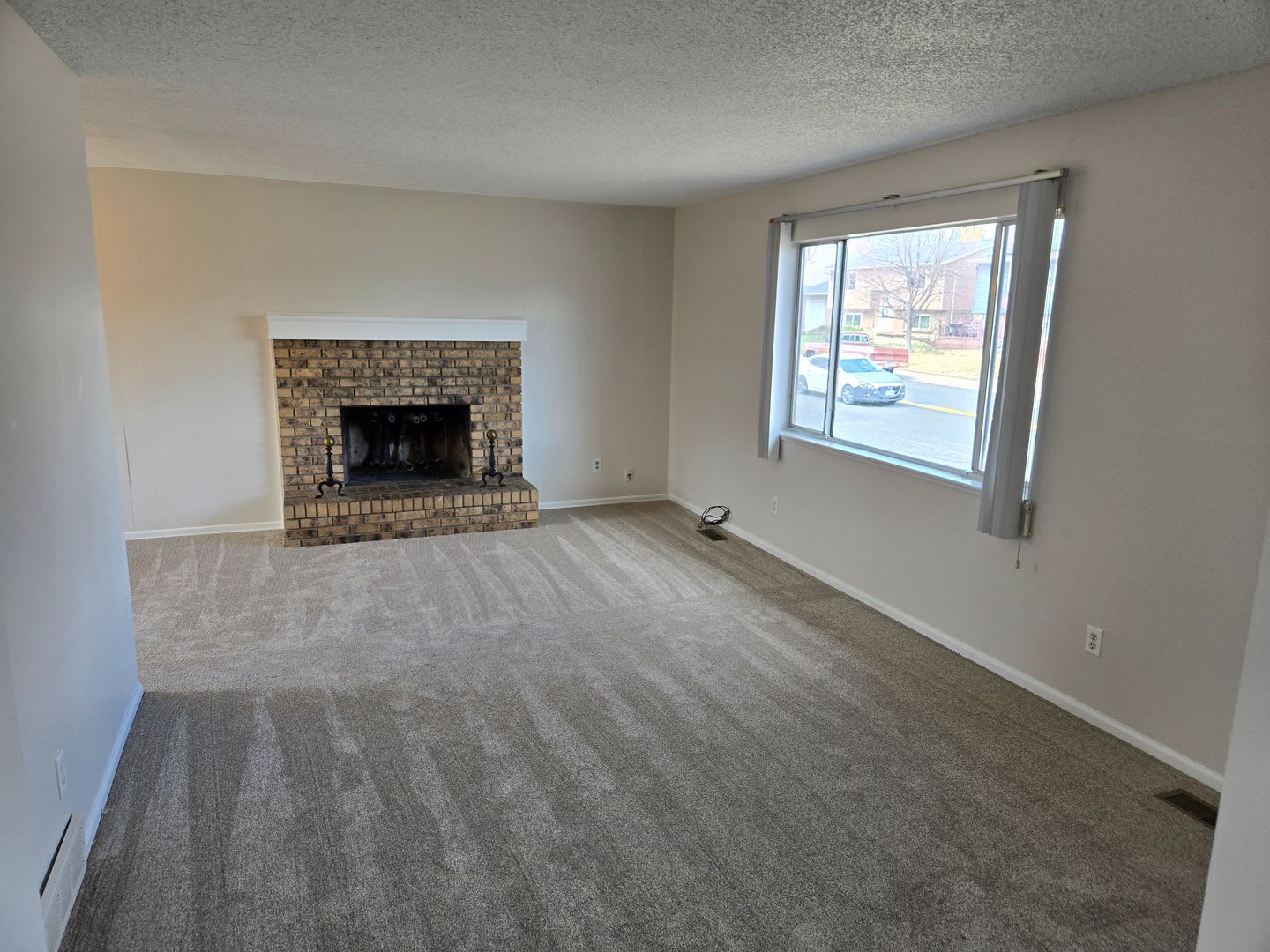 3 Bedroom 2 bath, single family house in Westminster – photo 5