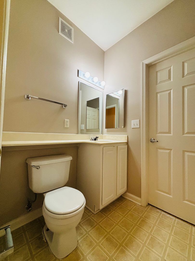 1 Bedroom 1 Bath Condo – photo 4
