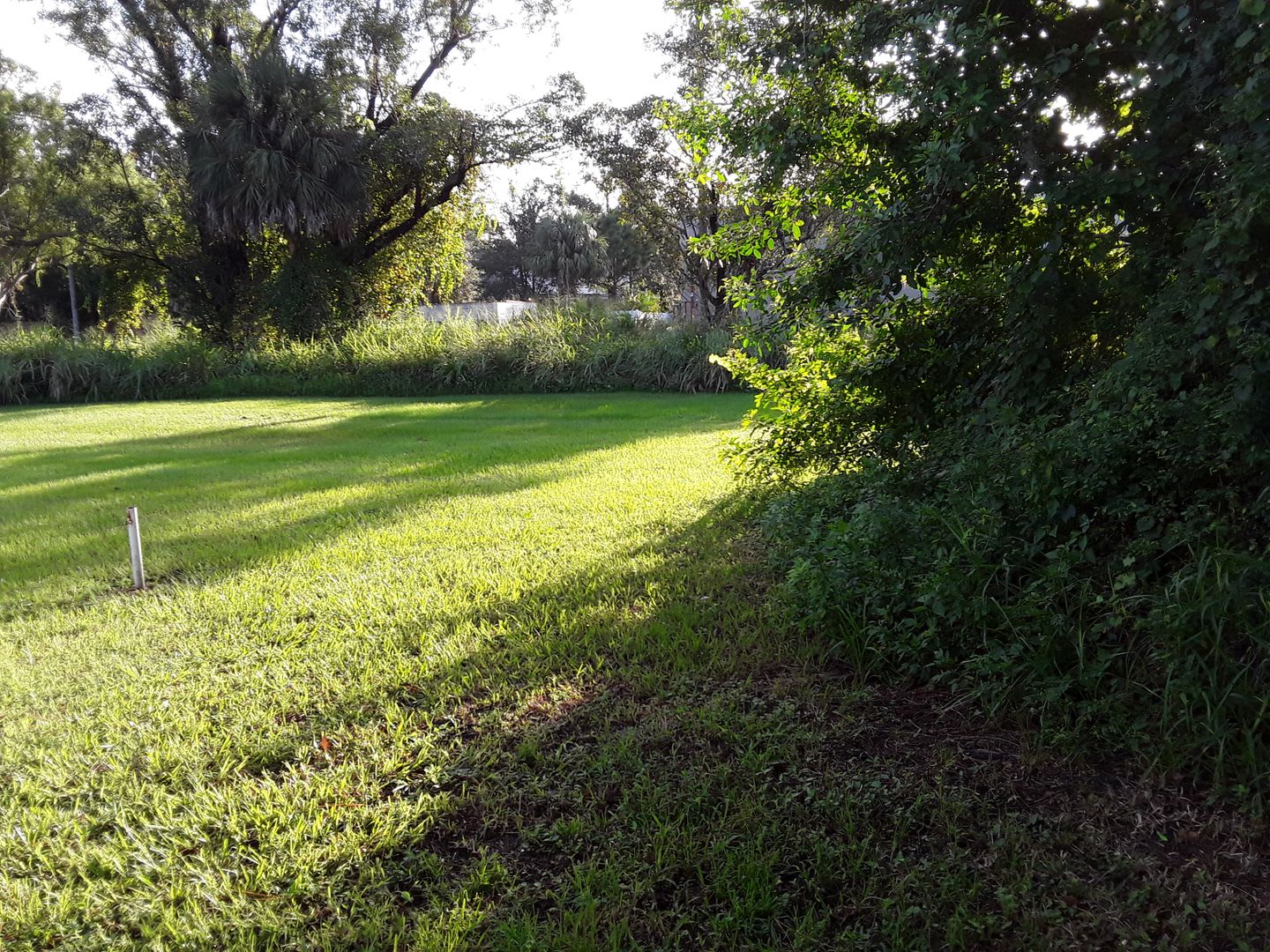 Great location two bedroom one bath with a garage – photo 2