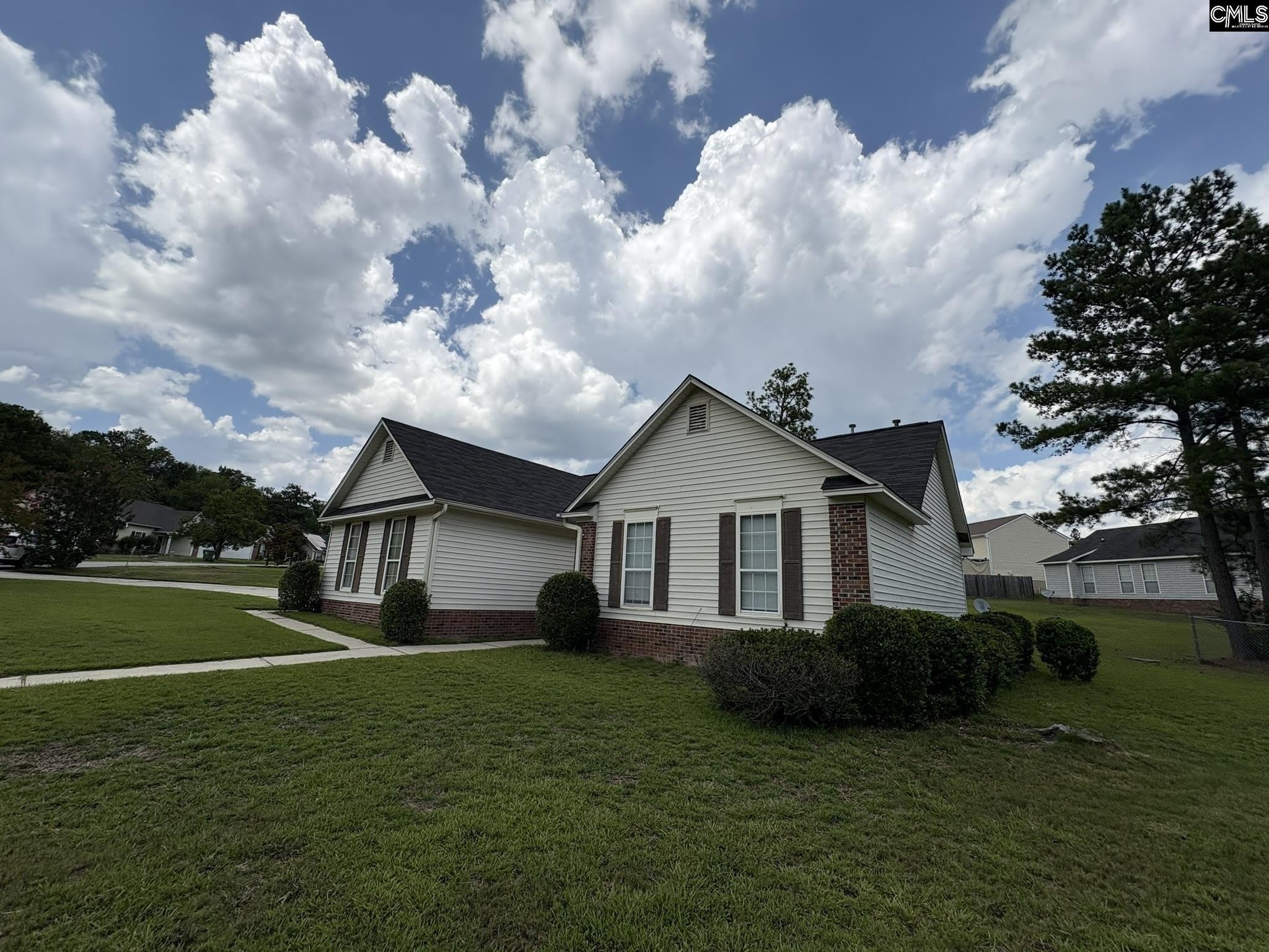 112 Green Rose Road – photo 2