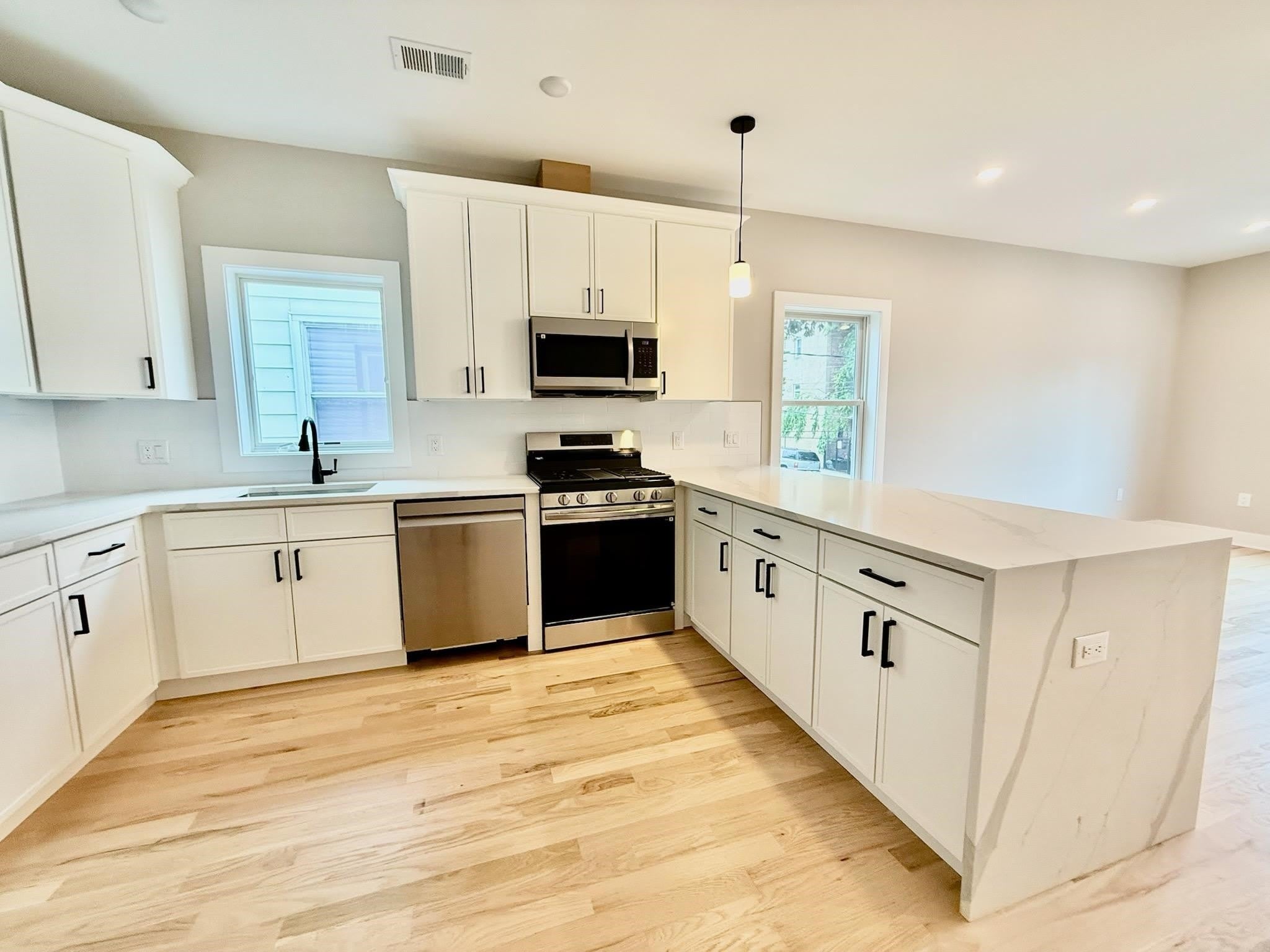 12 TERHUNE AVE – photo 3