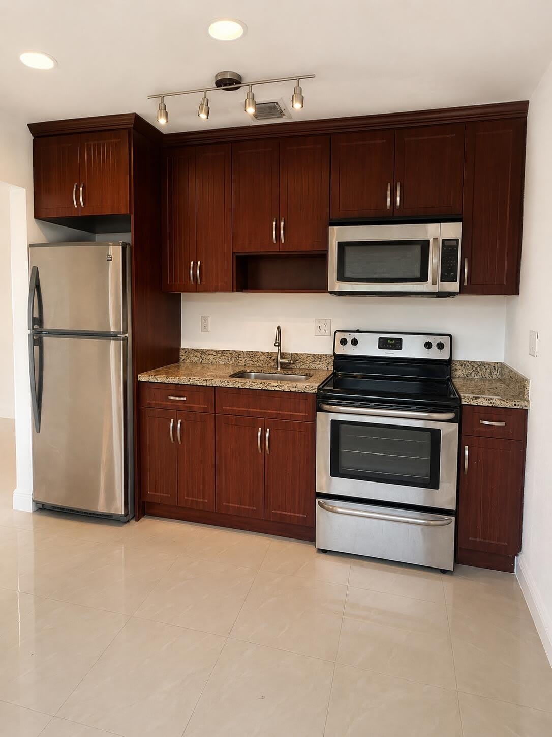 101 SW 3rd Avenue – photo 4