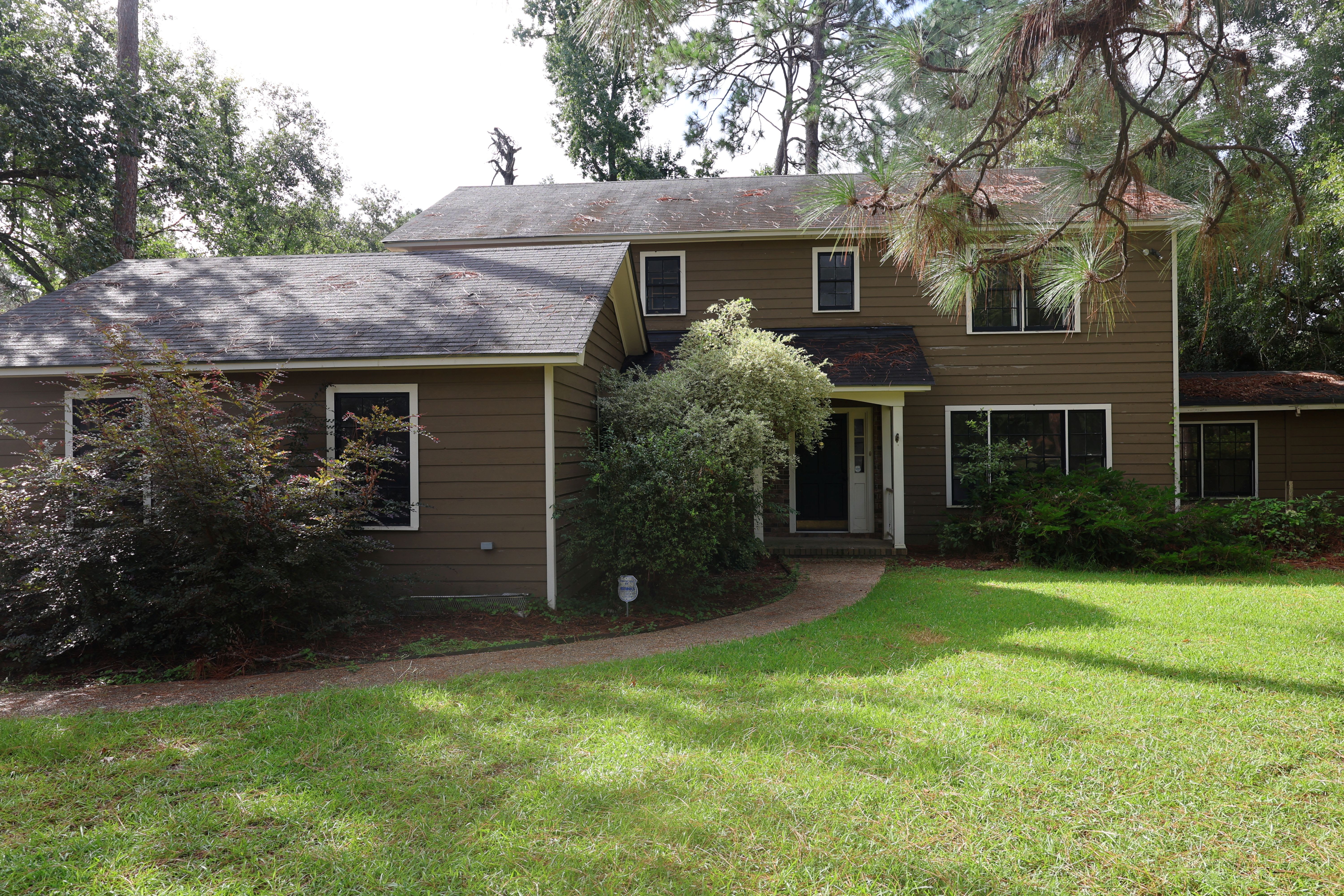 214 Oakleaf Dr – photo 2