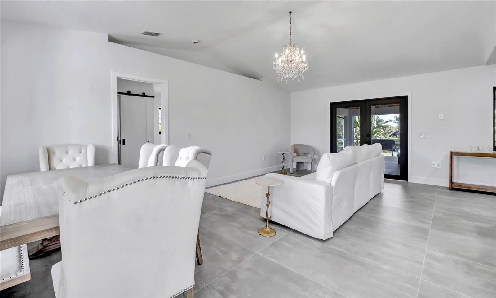 15180 LYNEBURG Avenue – photo 2