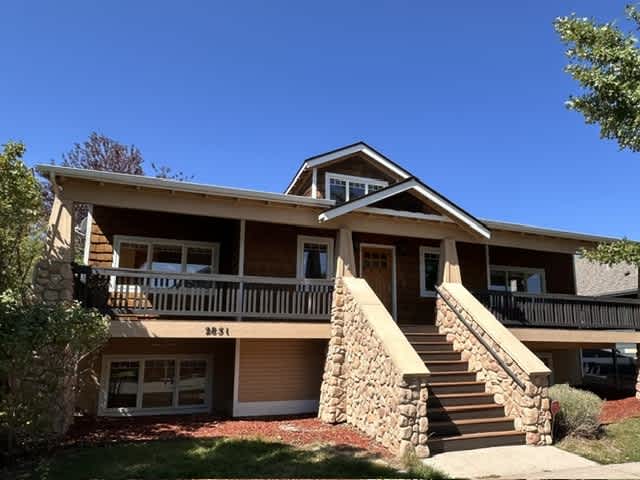 2851 Des Moines Drive – photo 2