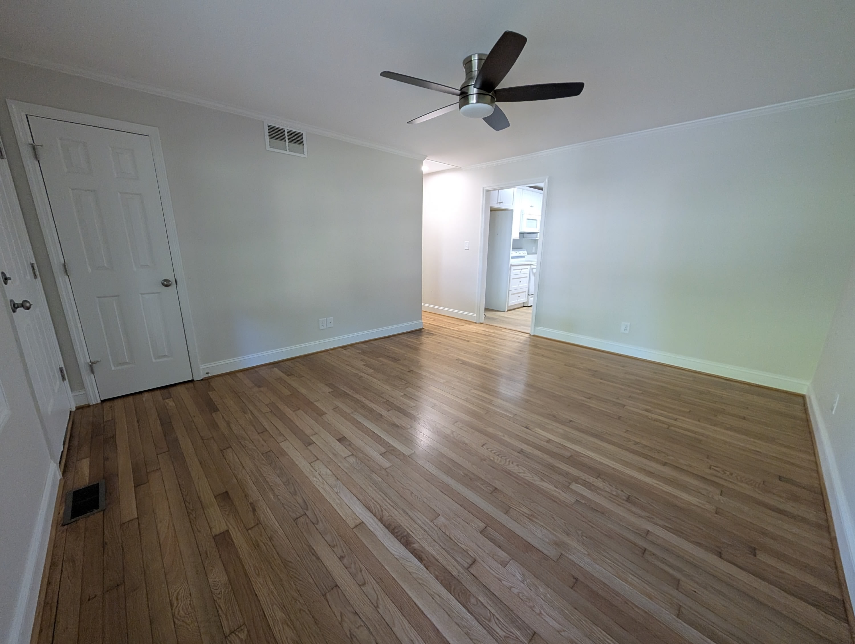 1274 Tredwell Drive – photo 4