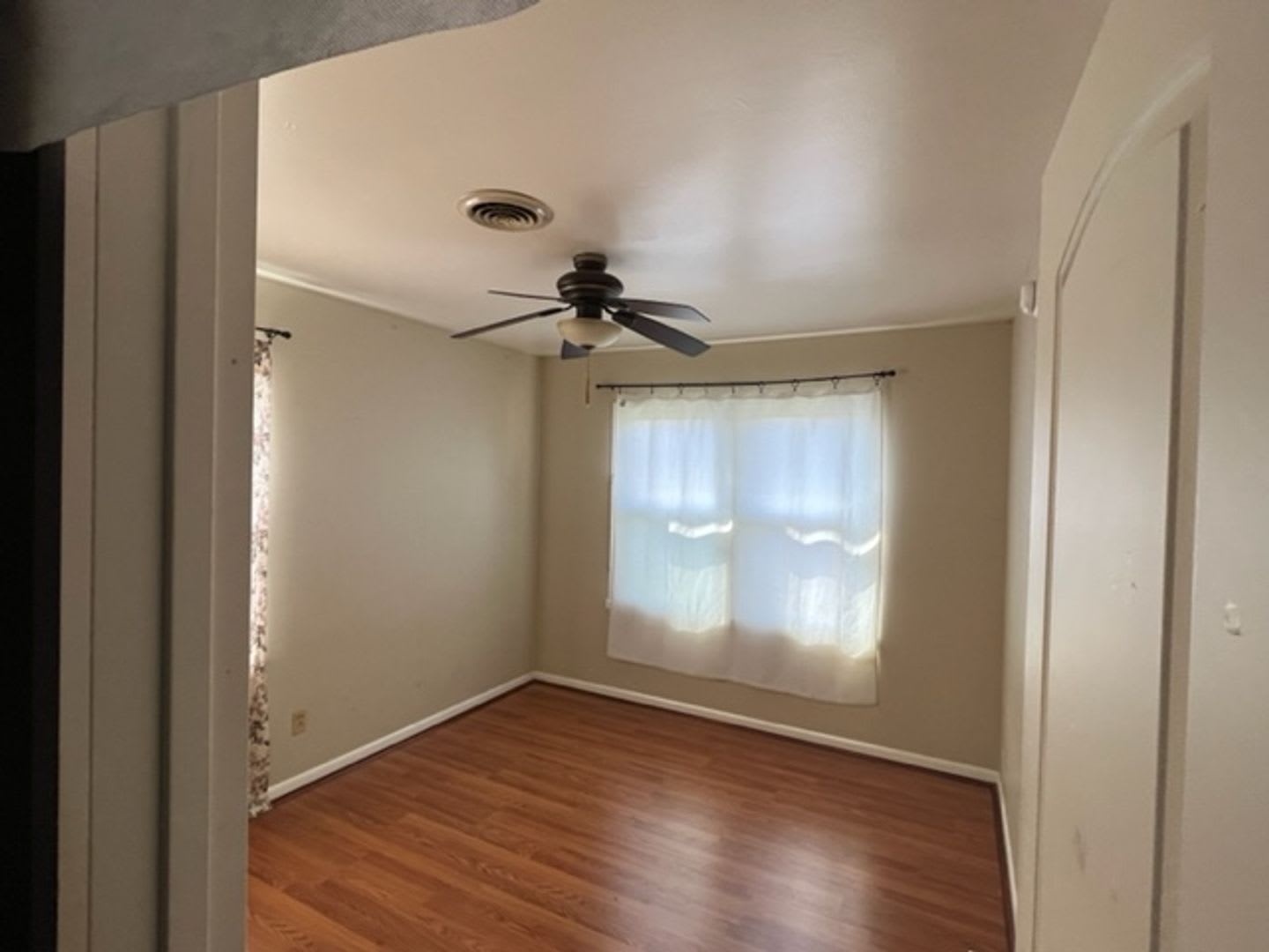3411 NE 22nd – photo 3