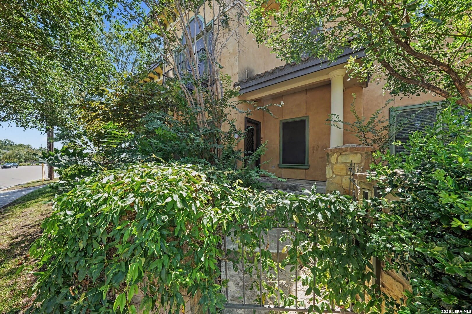 123 Eaton St – photo 2