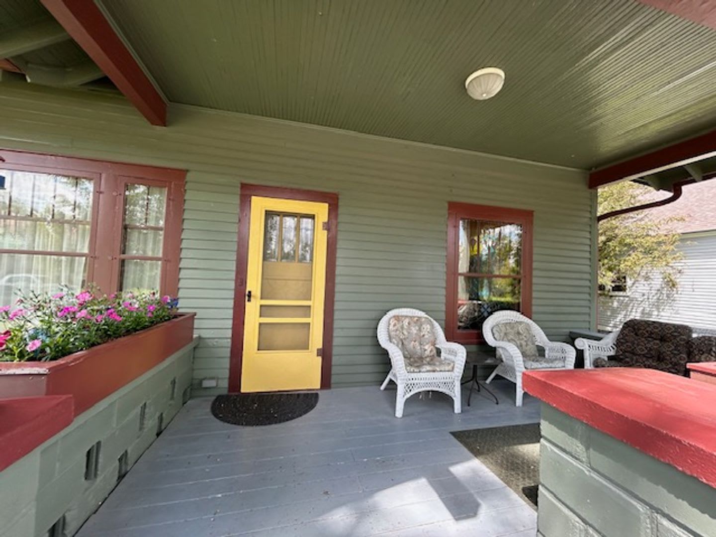 Whitefish 3 Bedroom Partially Furnished Home With Garage And Private Yard – photo 5