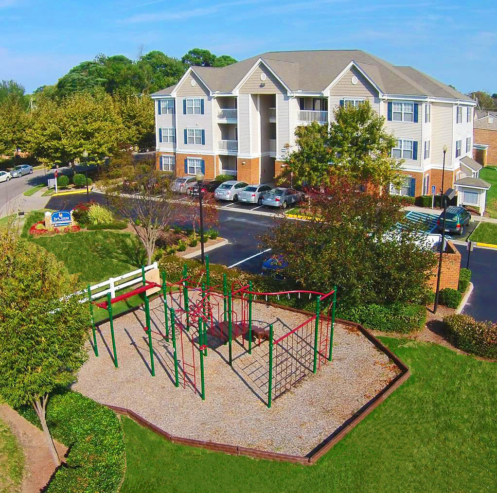 Park Towne Apartments – photo 4
