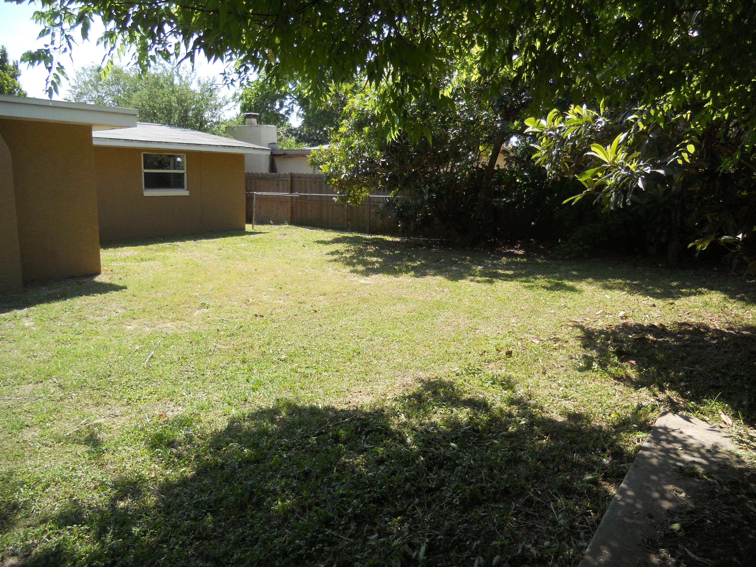 1262 Essex Road – photo 1