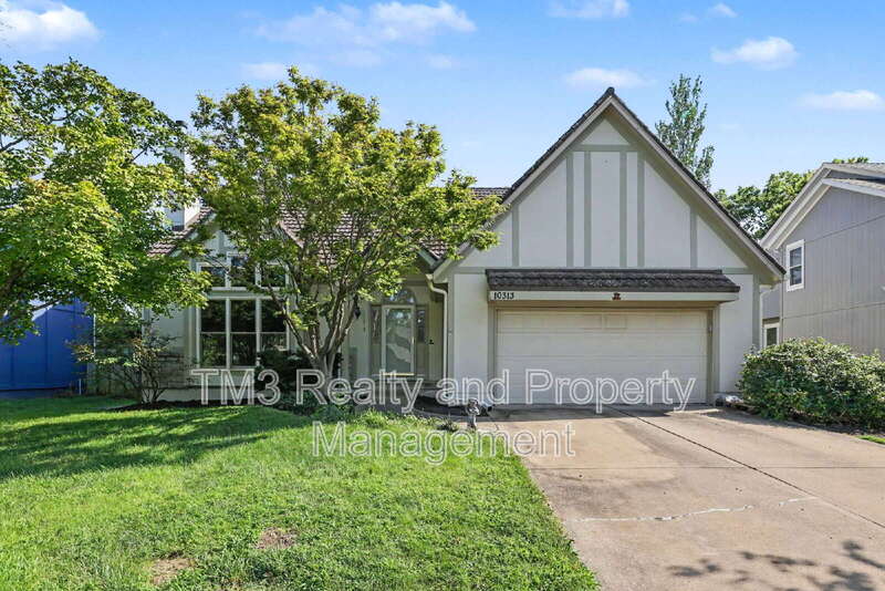 10313 West 131st Street – photo 2