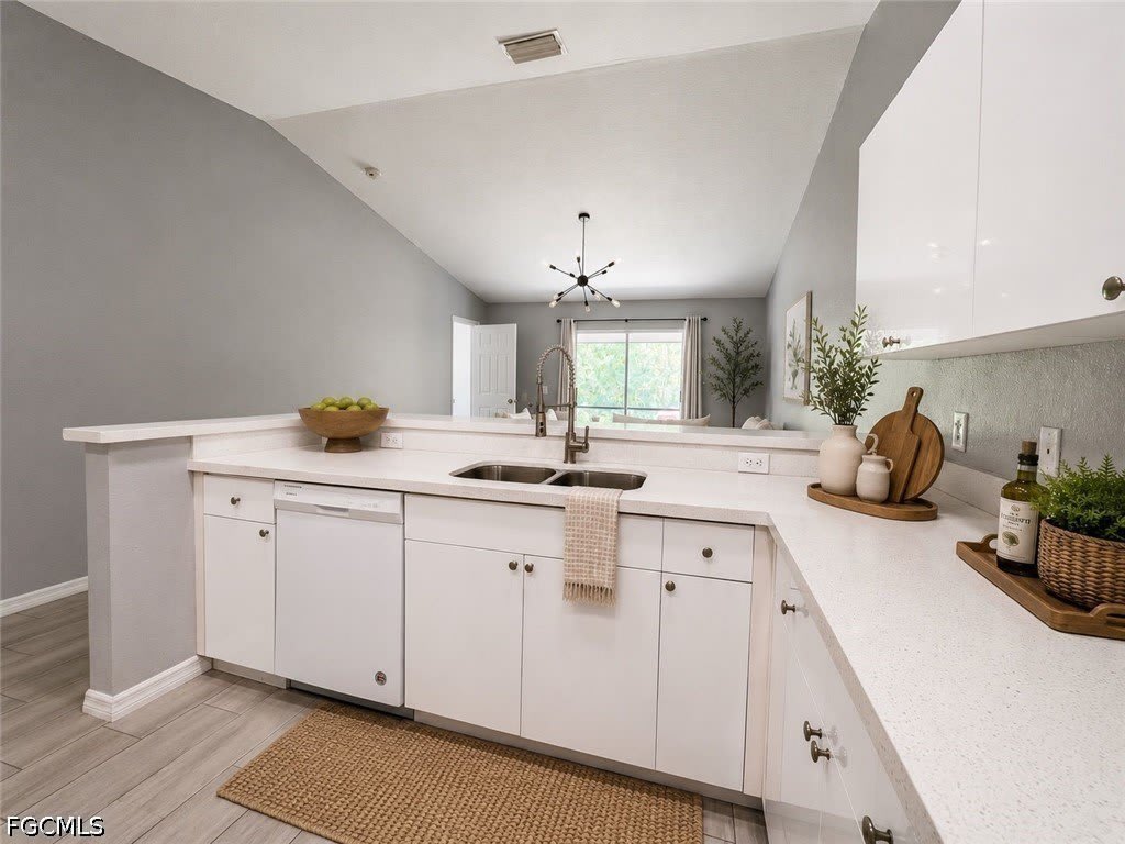 715 Se 24Th Avenue – photo 3